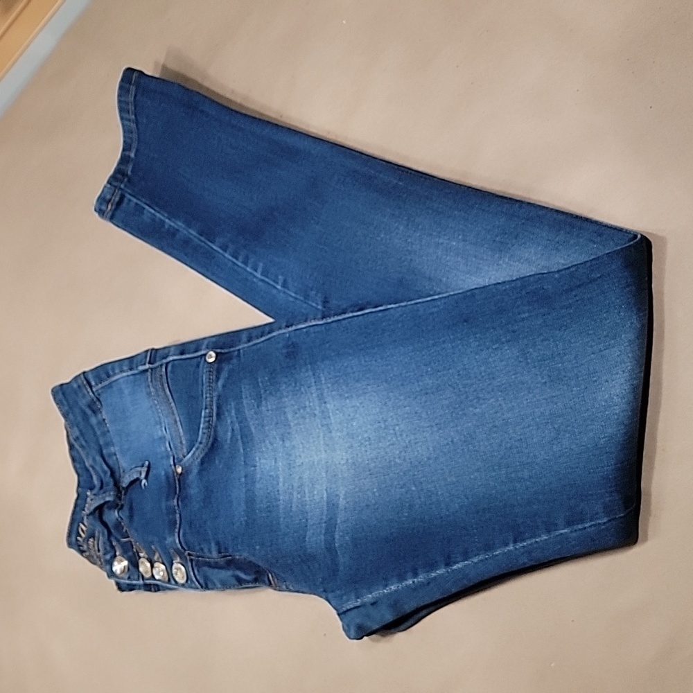 Kalowa Size 7 Skinny High Waist 4 Button Jeans / Jeggings.  Excellent Condition